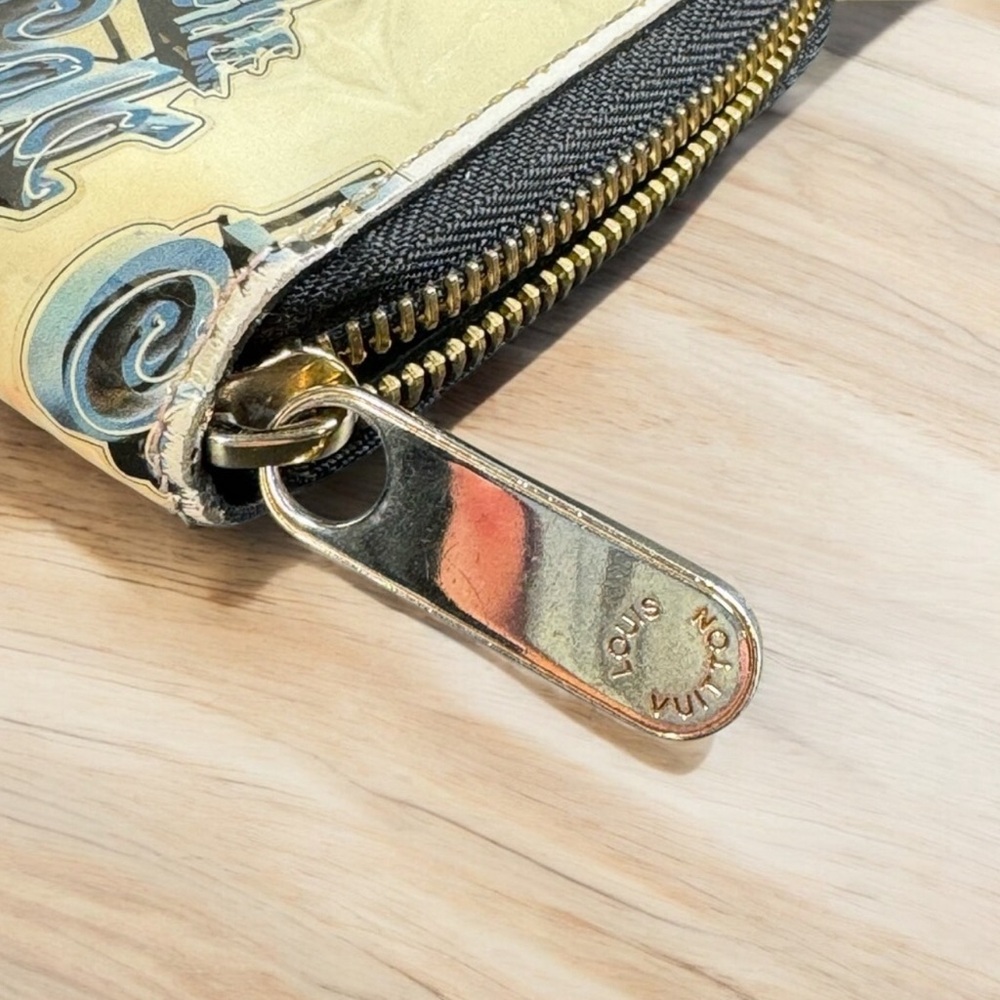 Louis Vuitton Rare Vernis Retro Sticker Graphic Zip Continental Wallet with COA - Picture 6 of 16
